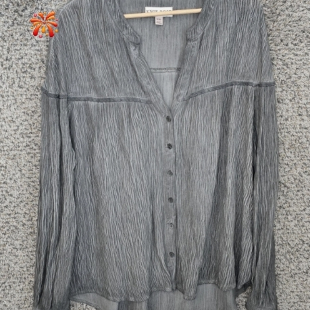 Vince Camuto Charcoal Button-Up Blouse